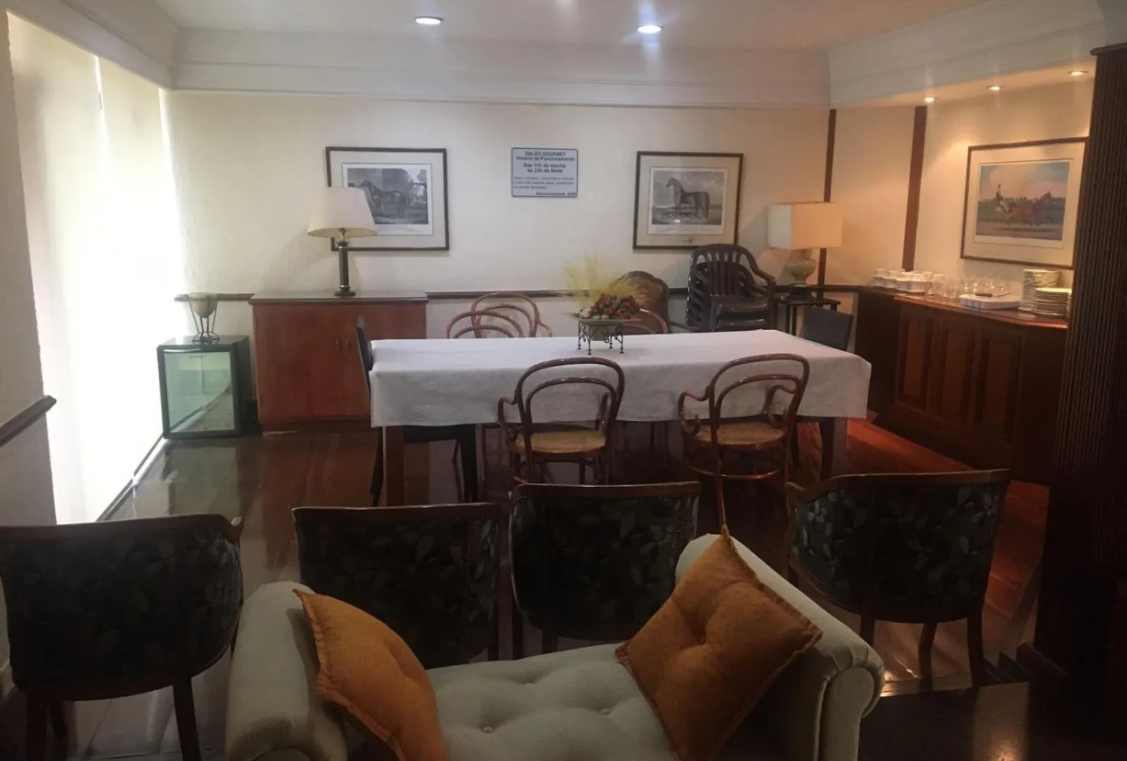 アパート First134 - Apartamento Classico No Coracao Do Jardim Paulista サンパウロ