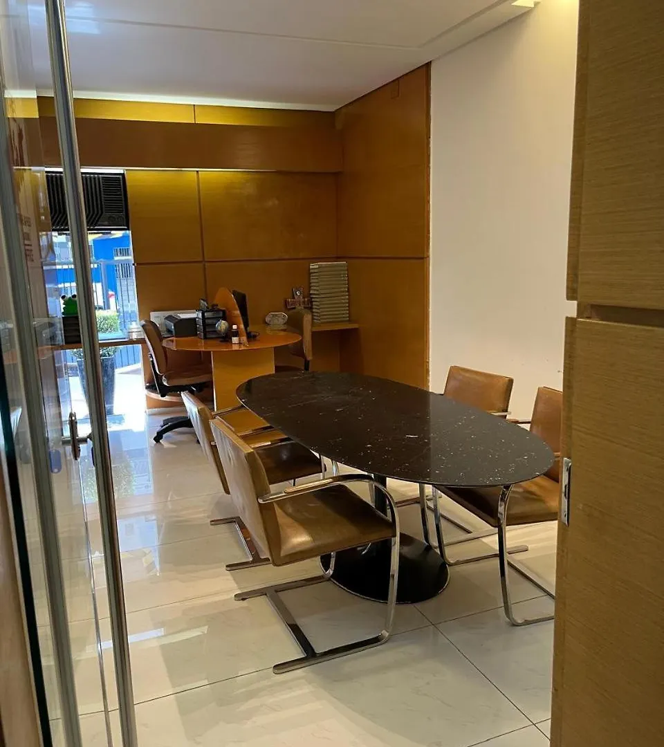 アパート First134 - Apartamento Classico No Coracao Do Jardim Paulista サンパウロ